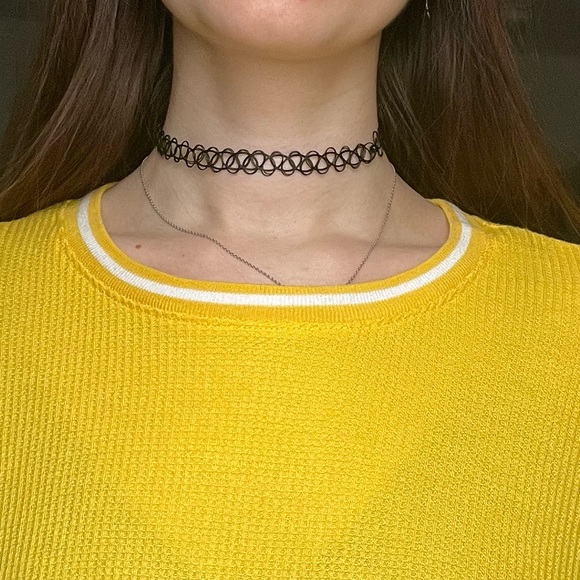 🌟 Yellow Waffle Knit Long Sleeve - Picture 4 of 6